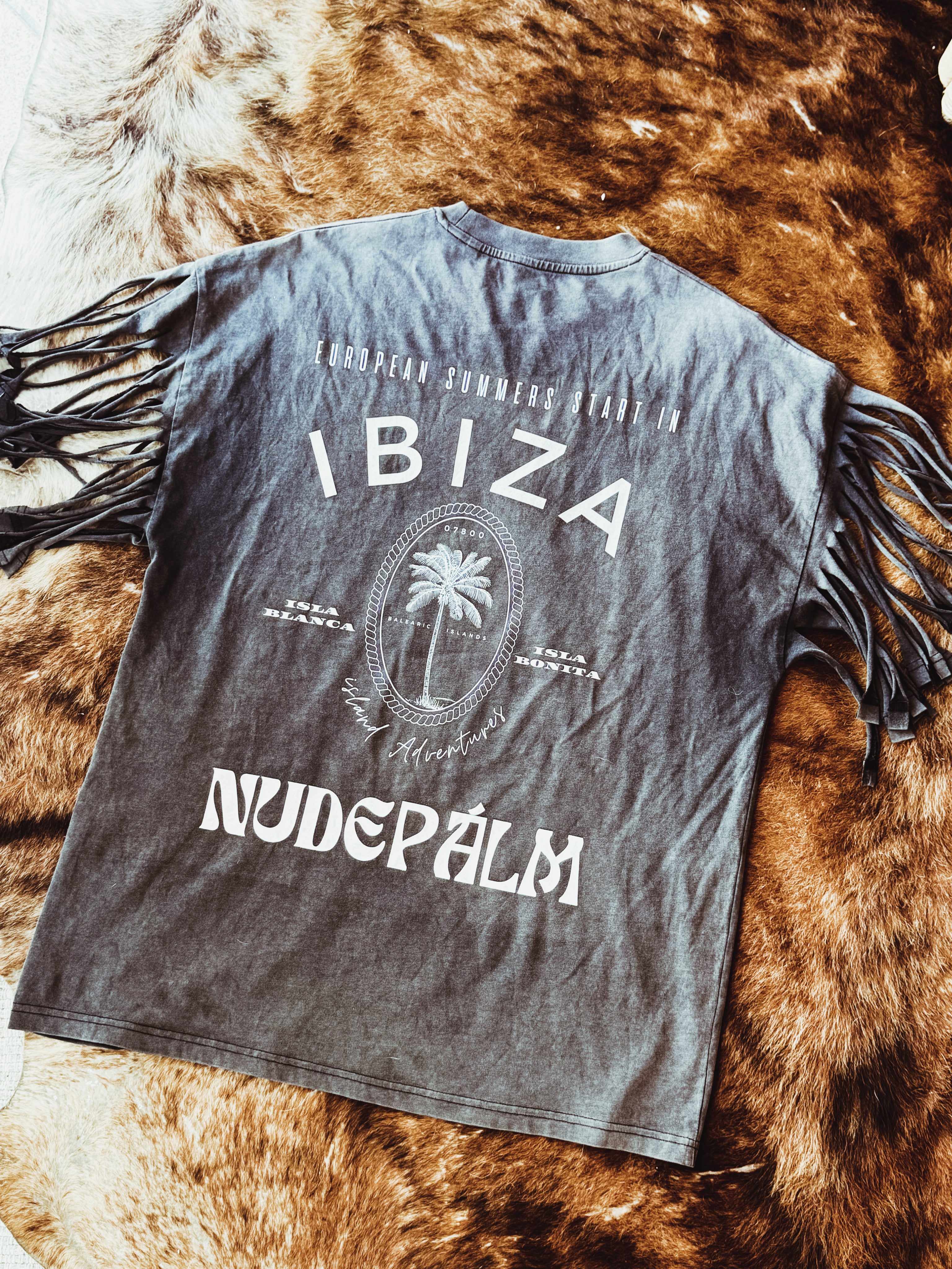 BOHEMÉ FRINGE T-SHIRT | ICONIC ISLAND SUN SOAKED BLACK