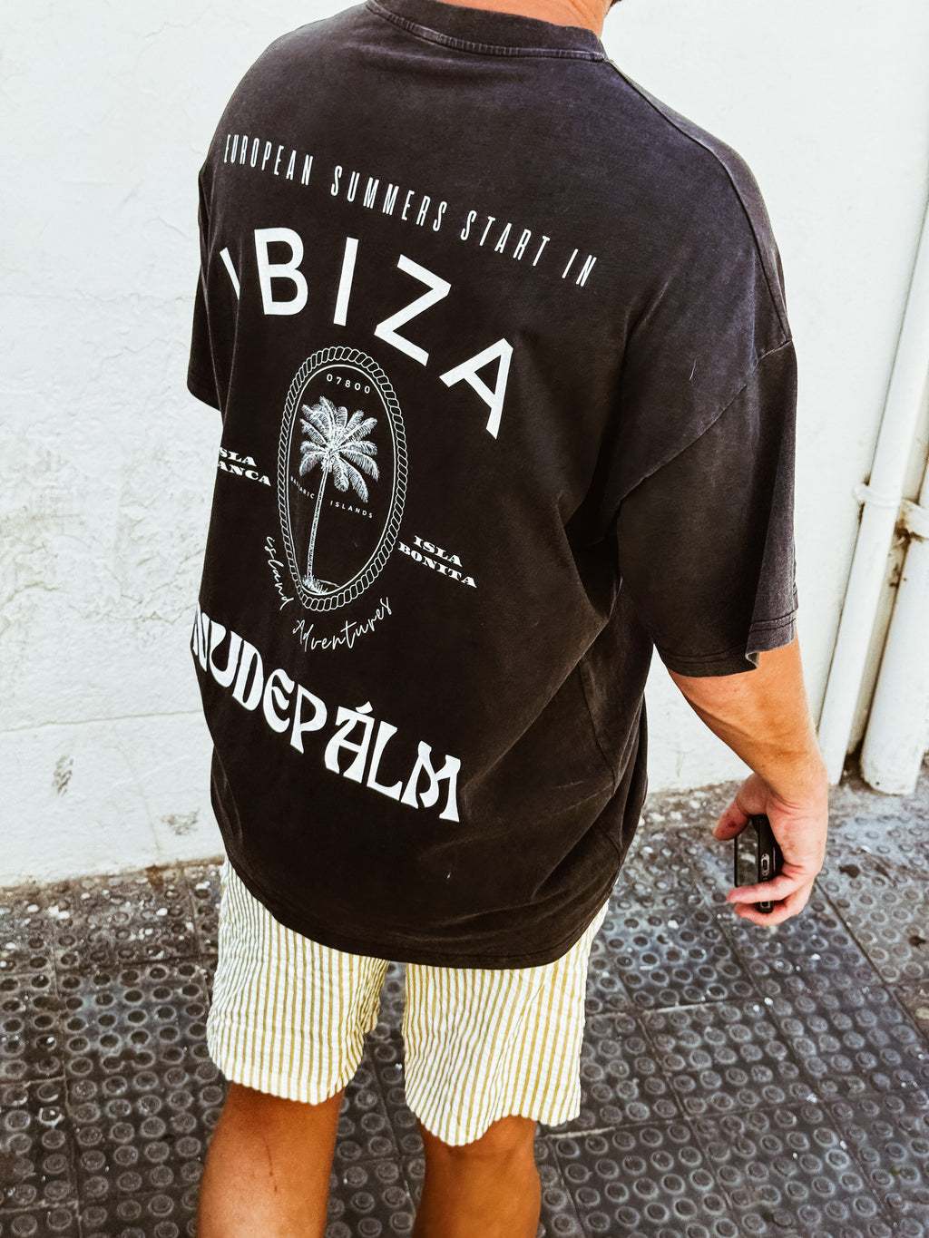 ICONIC IBIZA ISLAND T - SUN SOAKED BLACK
