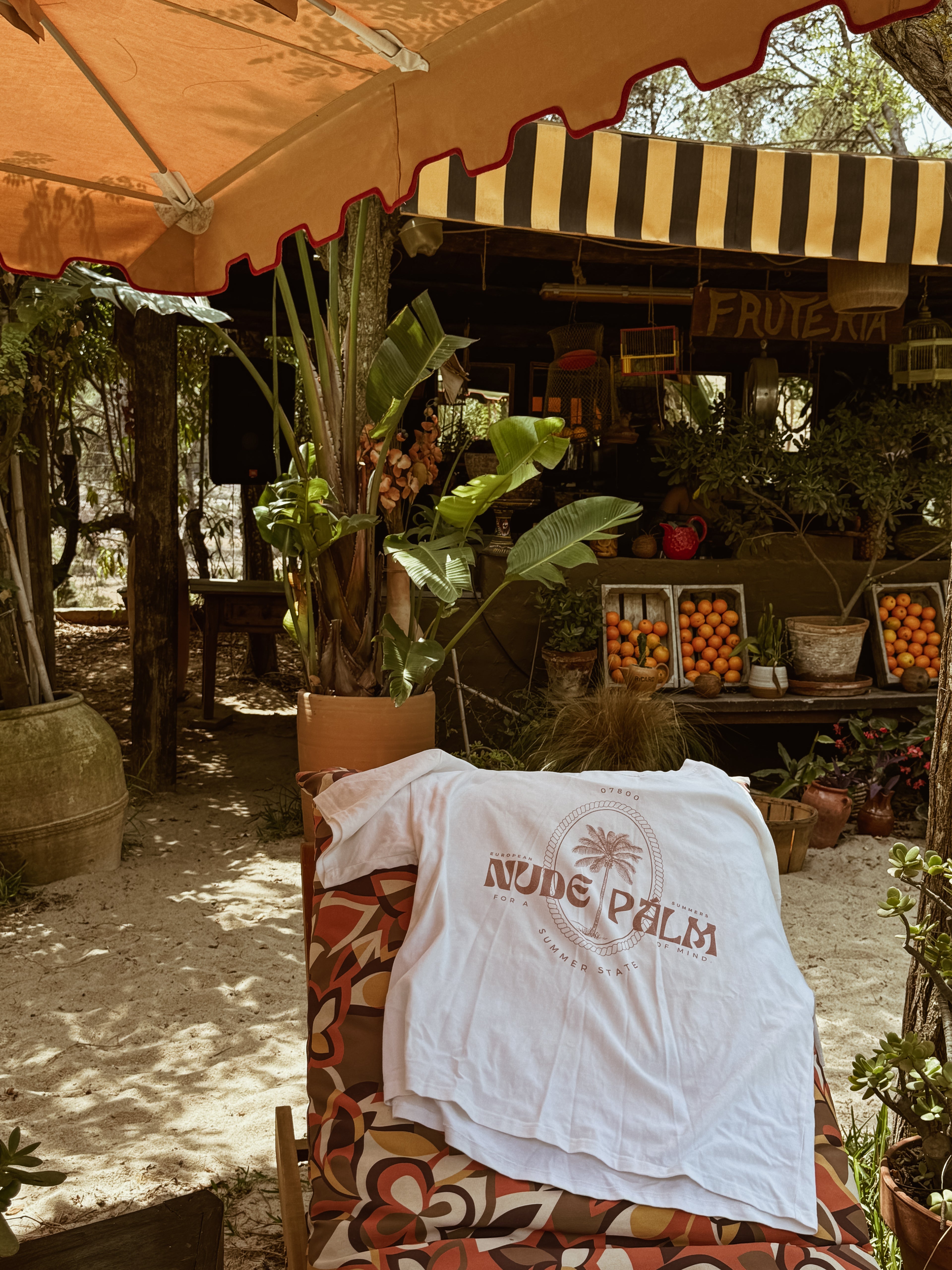 ICONIC IBIZA ISLAND T - SHIRT - BLANCO