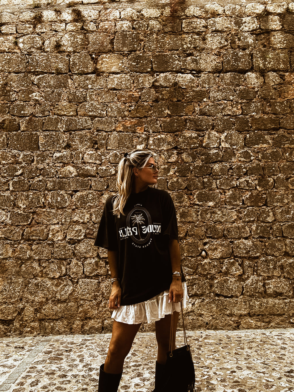 ICONIC IBIZA ISLAND T - SUN SOAKED BLACK