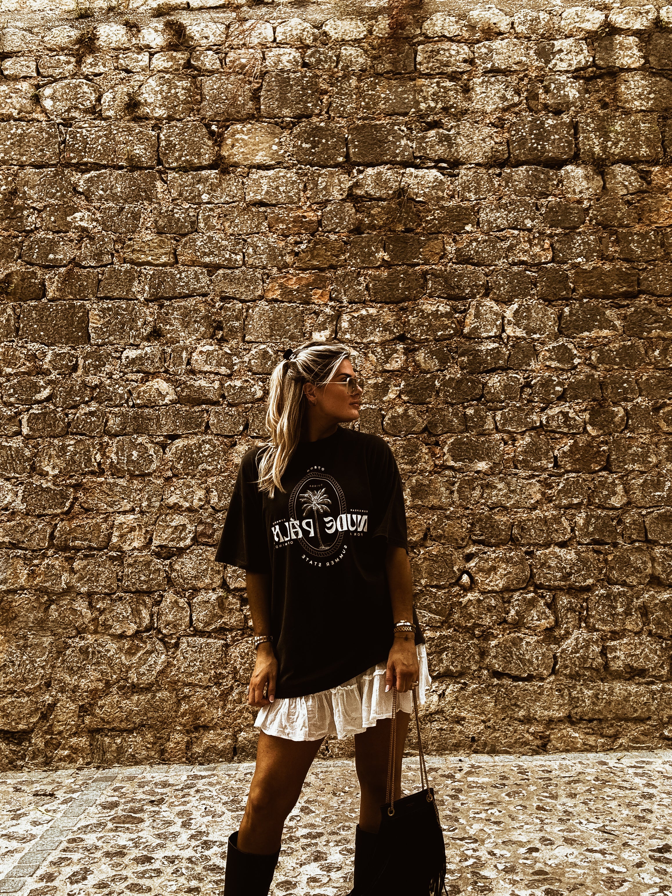 ICONIC IBIZA ISLAND T - SUN SOAKED BLACK