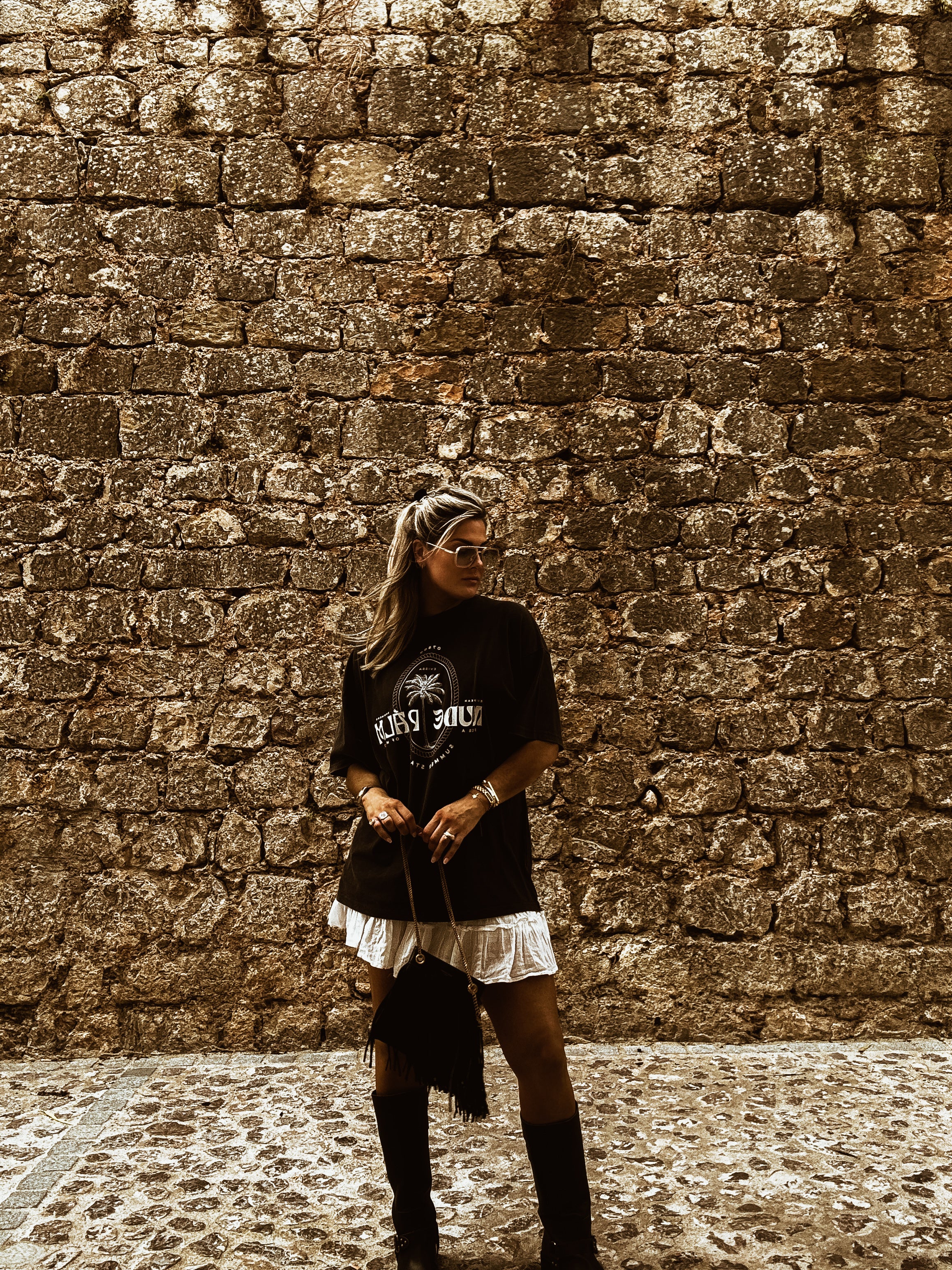 ICONIC IBIZA ISLAND T - SUN SOAKED BLACK