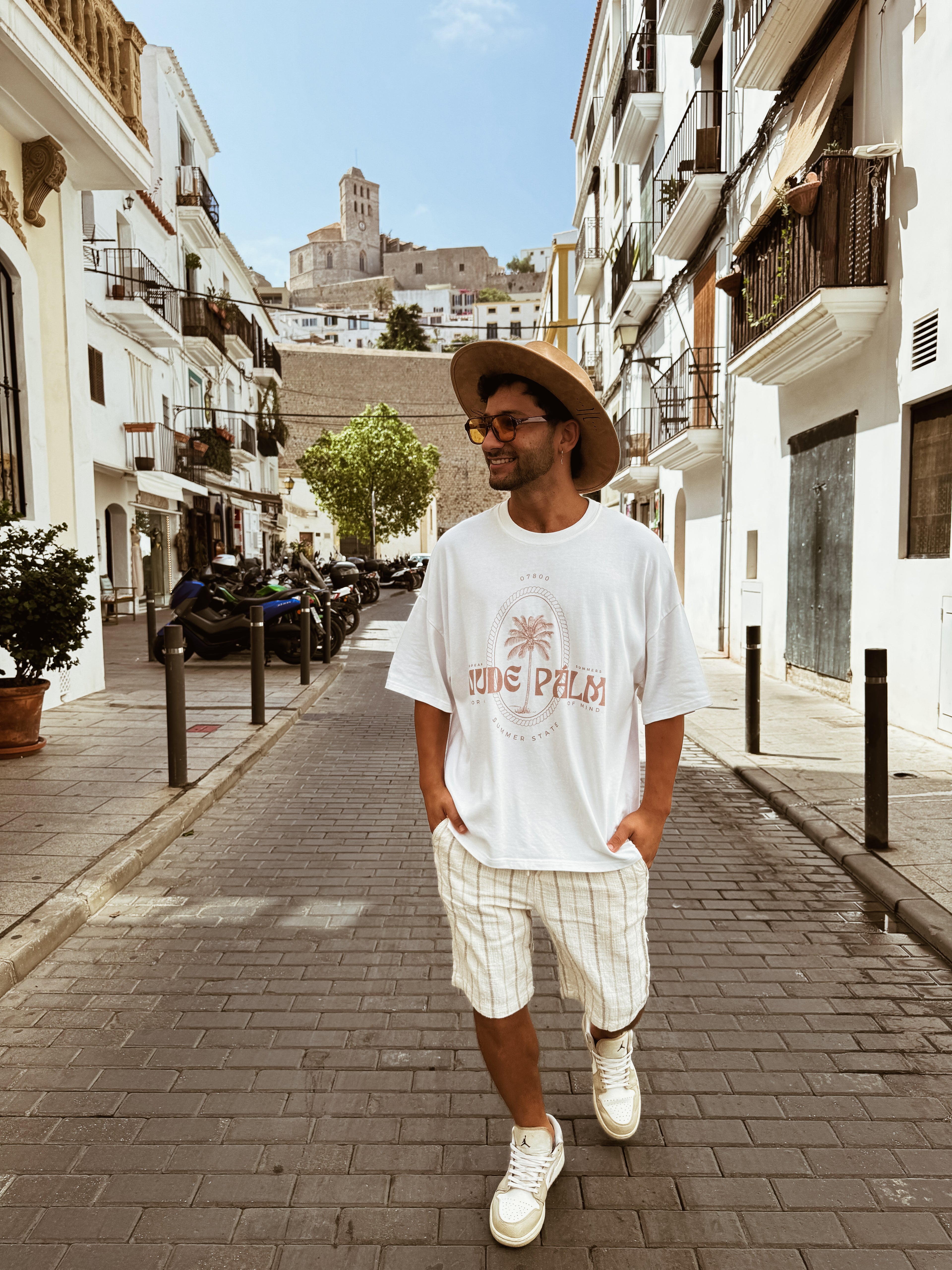 ICONIC IBIZA ISLAND T - SHIRT - BLANCO